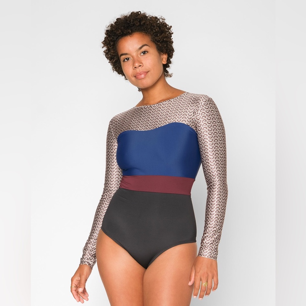 Seea Hermosa One Piece - Shells - Small - NWT